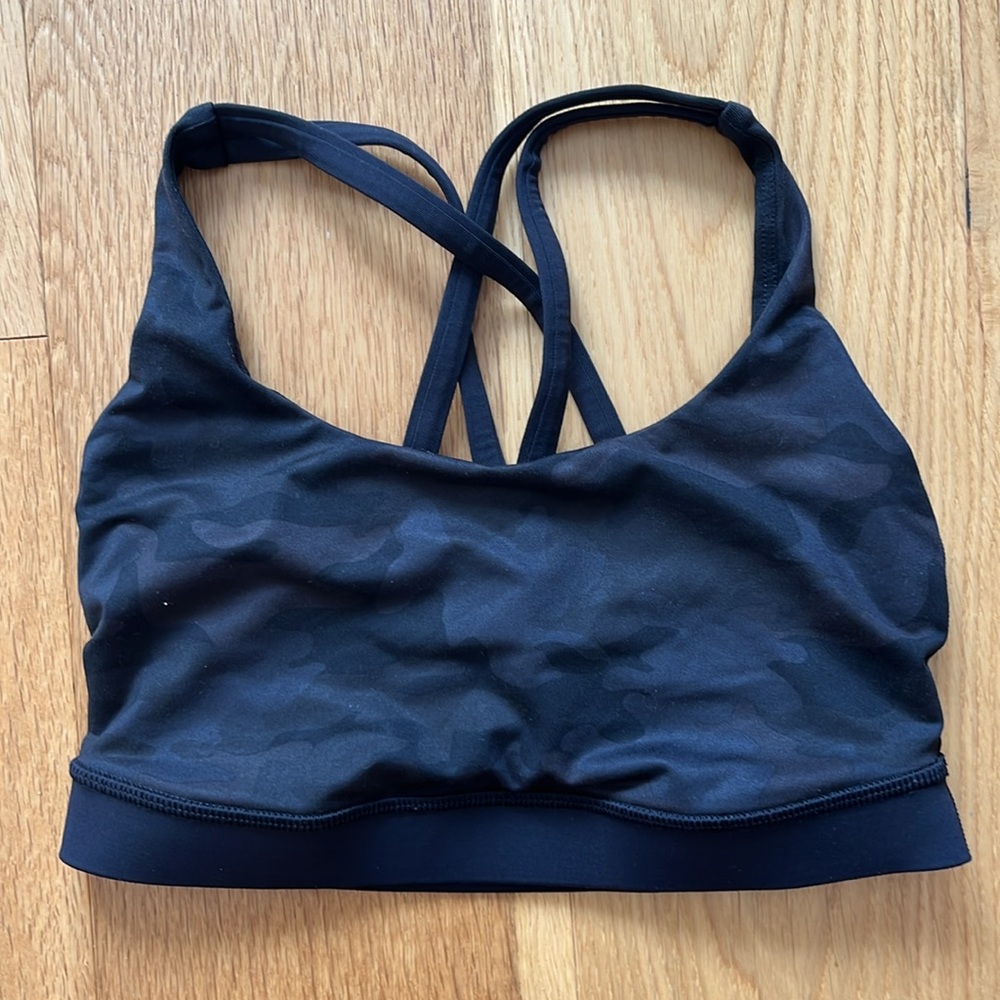 Lululemon sports bra